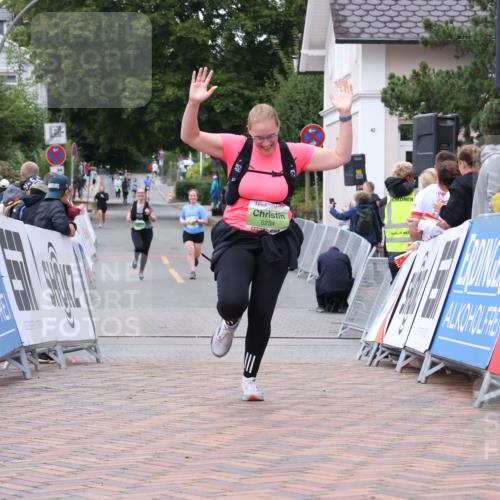 30.08.2026 - Blankeneser Heldenlauf Lena Gebhardt http://msf.ph/oto/10077715 30.08.2026 10:49:44 Ziel 5234 meine-sportfotos.de