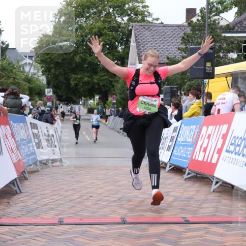 30.08.2026 - Blankeneser Heldenlauf Lena Gebhardt http://msf.ph/oto/10077717 30.08.2026 10:49:45 Ziel 5234 meine-sportfotos.de