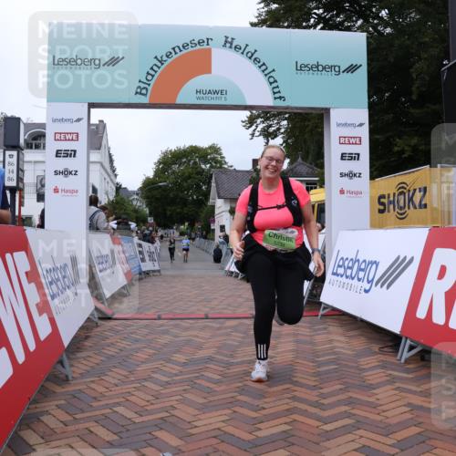 30.08.2026 - Blankeneser Heldenlauf Lena Gebhardt http://msf.ph/oto/10077719 30.08.2026 10:49:46 Ziel 5234 meine-sportfotos.de