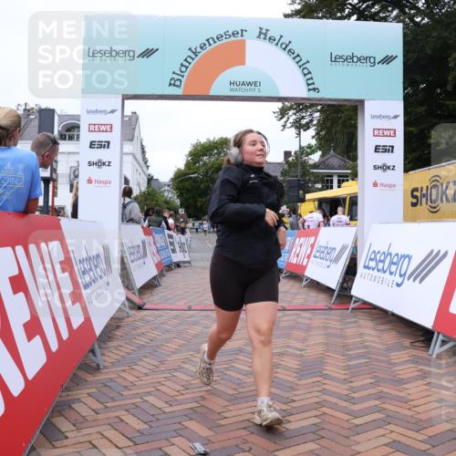 30.08.2026 - Blankeneser Heldenlauf Lena Gebhardt http://msf.ph/oto/10077733 30.08.2026 10:50:13 Ziel 5412 meine-sportfotos.de
