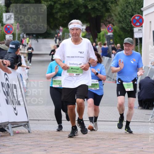 30.08.2026 - Blankeneser Heldenlauf Lena Gebhardt http://msf.ph/oto/10077735 30.08.2026 10:50:34 Ziel 5860 meine-sportfotos.de