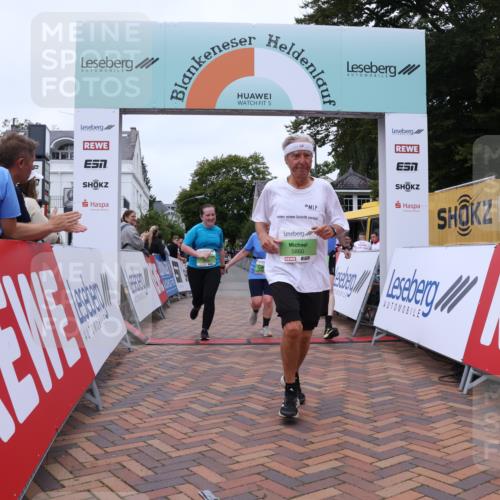 30.08.2026 - Blankeneser Heldenlauf Lena Gebhardt http://msf.ph/oto/10077741 30.08.2026 10:50:39 Ziel 5136, 5707, 5831, 5860 meine-sportfotos.de