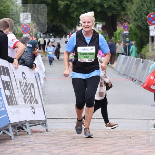 30.08.2026 - Blankeneser Heldenlauf Lena Gebhardt http://msf.ph/oto/10077775 30.08.2026 10:52:34 Ziel 5480 meine-sportfotos.de