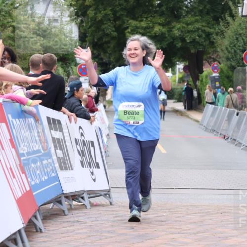 30.08.2026 - Blankeneser Heldenlauf Lena Gebhardt http://msf.ph/oto/10077793 30.08.2026 10:53:00 Ziel 5773 meine-sportfotos.de