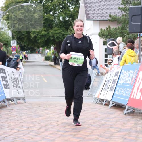 30.08.2026 - Blankeneser Heldenlauf Lena Gebhardt http://msf.ph/oto/10077813 30.08.2026 10:54:00 Ziel 5688 meine-sportfotos.de