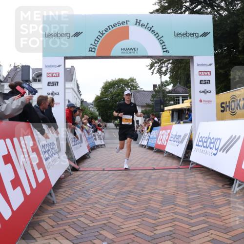 30.08.2026 - Blankeneser Heldenlauf Lena Gebhardt http://msf.ph/oto/10077863 30.08.2026 11:09:16 Ziel 2034 meine-sportfotos.de