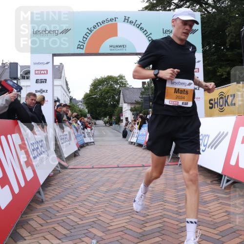 30.08.2026 - Blankeneser Heldenlauf Lena Gebhardt http://msf.ph/oto/10077867 30.08.2026 11:09:18 Ziel 2034 meine-sportfotos.de
