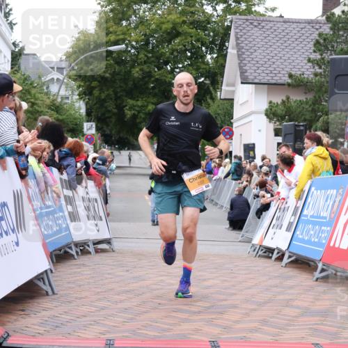 30.08.2026 - Blankeneser Heldenlauf Lena Gebhardt http://msf.ph/oto/10077892 30.08.2026 11:15:54 Ziel 2237 meine-sportfotos.de
