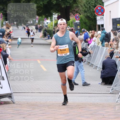 30.08.2026 - Blankeneser Heldenlauf Lena Gebhardt http://msf.ph/oto/10077903 30.08.2026 11:16:46 Ziel 2111 meine-sportfotos.de