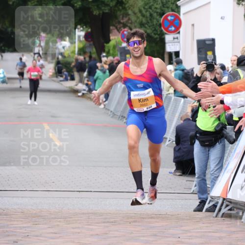 30.08.2026 - Blankeneser Heldenlauf Lena Gebhardt http://msf.ph/oto/10077918 30.08.2026 11:17:15 Ziel 2662 meine-sportfotos.de