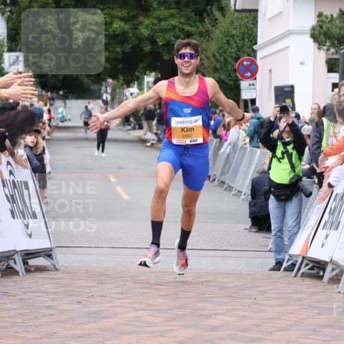 30.08.2026 - Blankeneser Heldenlauf Lena Gebhardt http://msf.ph/oto/10077919 30.08.2026 11:17:16 Ziel 2662 meine-sportfotos.de