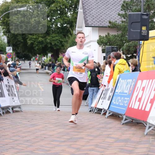 30.08.2026 - Blankeneser Heldenlauf Lena Gebhardt http://msf.ph/oto/10077929 30.08.2026 11:17:34 Ziel 2379, 2485 meine-sportfotos.de