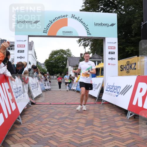 30.08.2026 - Blankeneser Heldenlauf Lena Gebhardt http://msf.ph/oto/10077930 30.08.2026 11:17:35 Ziel 2379, 2485 meine-sportfotos.de