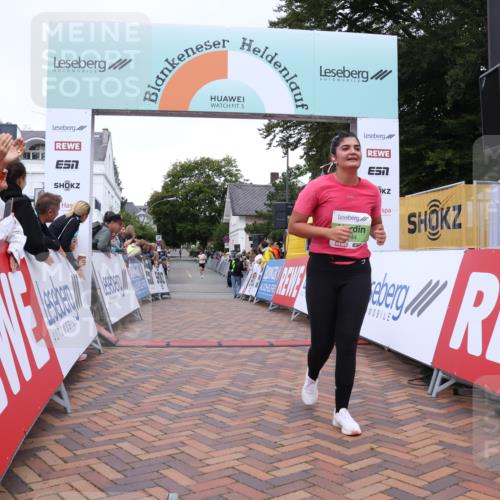 30.08.2026 - Blankeneser Heldenlauf Lena Gebhardt http://msf.ph/oto/10077940 30.08.2026 11:17:43 Ziel 2379, 2485, 5744 meine-sportfotos.de
