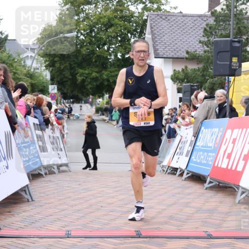 30.08.2026 - Blankeneser Heldenlauf Lena Gebhardt http://msf.ph/oto/10077970 30.08.2026 11:18:53 Ziel 2083 meine-sportfotos.de