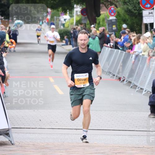 30.08.2026 - Blankeneser Heldenlauf Lena Gebhardt http://msf.ph/oto/10077975 30.08.2026 11:19:22 Ziel 2679 meine-sportfotos.de
