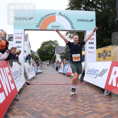 30.08.2026 - Blankeneser Heldenlauf Lena Gebhardt http://msf.ph/oto/10077980 30.08.2026 11:19:27 Ziel 2679 meine-sportfotos.de