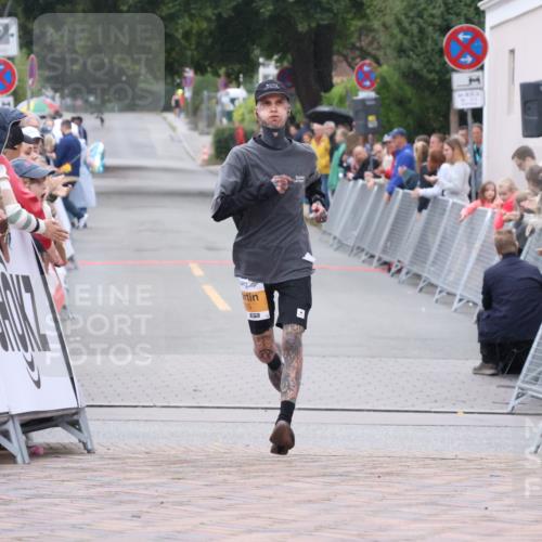 30.08.2026 - Blankeneser Heldenlauf Lena Gebhardt http://msf.ph/oto/10077995 30.08.2026 11:21:45 Ziel 2570 meine-sportfotos.de