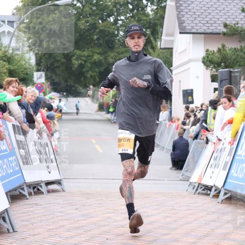 30.08.2026 - Blankeneser Heldenlauf Lena Gebhardt http://msf.ph/oto/10077997 30.08.2026 11:21:47 Ziel 2570 meine-sportfotos.de