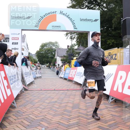 30.08.2026 - Blankeneser Heldenlauf Lena Gebhardt http://msf.ph/oto/10078000 30.08.2026 11:21:49 Ziel 2570 meine-sportfotos.de