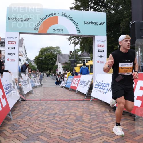 30.08.2026 - Blankeneser Heldenlauf Lena Gebhardt http://msf.ph/oto/10078015 30.08.2026 11:24:13 Ziel 2893 meine-sportfotos.de