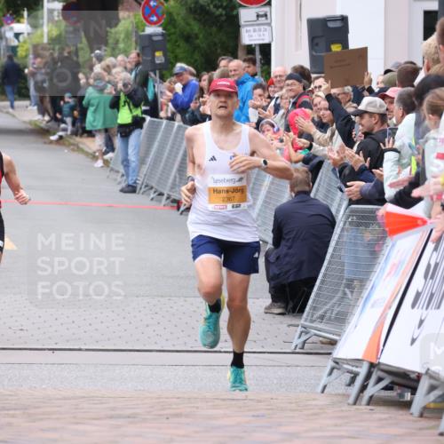 30.08.2026 - Blankeneser Heldenlauf Lena Gebhardt http://msf.ph/oto/10078018 30.08.2026 11:24:46 Ziel 2367 meine-sportfotos.de
