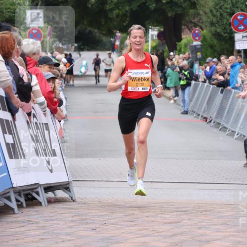 30.08.2026 - Blankeneser Heldenlauf Lena Gebhardt http://msf.ph/oto/10078021 30.08.2026 11:24:49 Ziel 2139, 2367 meine-sportfotos.de
