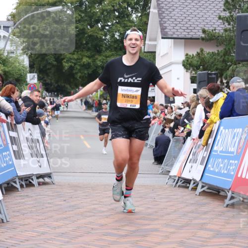 30.08.2026 - Blankeneser Heldenlauf Lena Gebhardt http://msf.ph/oto/10078042 30.08.2026 11:25:42 Ziel 2313 meine-sportfotos.de