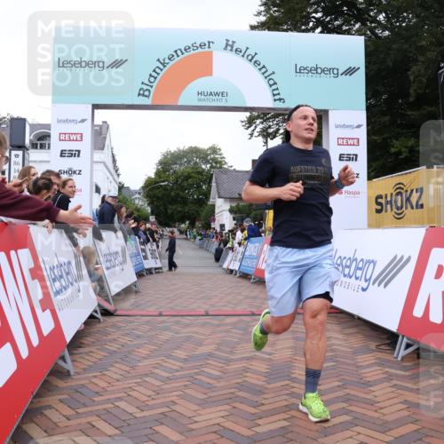 30.08.2026 - Blankeneser Heldenlauf Lena Gebhardt http://msf.ph/oto/10078060 30.08.2026 11:26:01 Ziel  meine-sportfotos.de