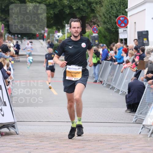 30.08.2026 - Blankeneser Heldenlauf Lena Gebhardt http://msf.ph/oto/10078069 30.08.2026 11:26:15 Ziel 2345, 2499 meine-sportfotos.de