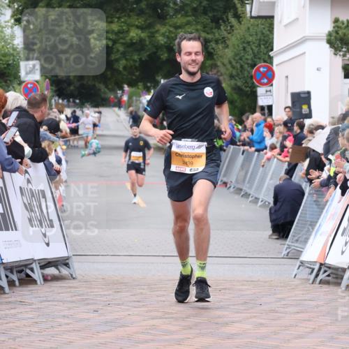 30.08.2026 - Blankeneser Heldenlauf Lena Gebhardt http://msf.ph/oto/10078070 30.08.2026 11:26:16 Ziel 2345, 2499 meine-sportfotos.de