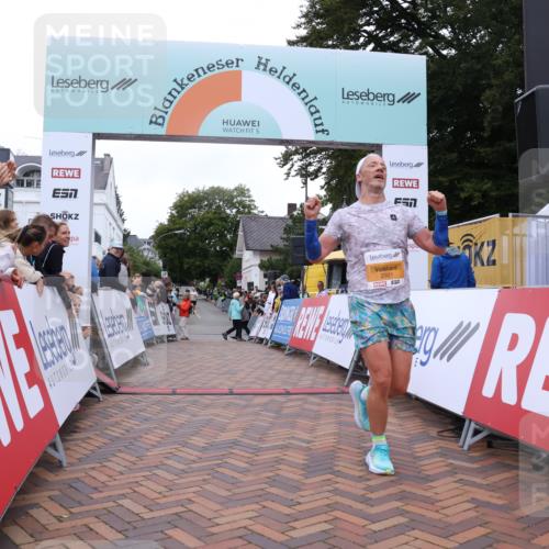 30.08.2026 - Blankeneser Heldenlauf Lena Gebhardt http://msf.ph/oto/10078089 30.08.2026 11:26:35 Ziel 2921 meine-sportfotos.de
