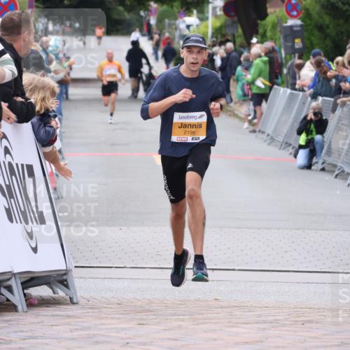 30.08.2026 - Blankeneser Heldenlauf Lena Gebhardt http://msf.ph/oto/10078114 30.08.2026 11:27:32 Ziel 2198 meine-sportfotos.de