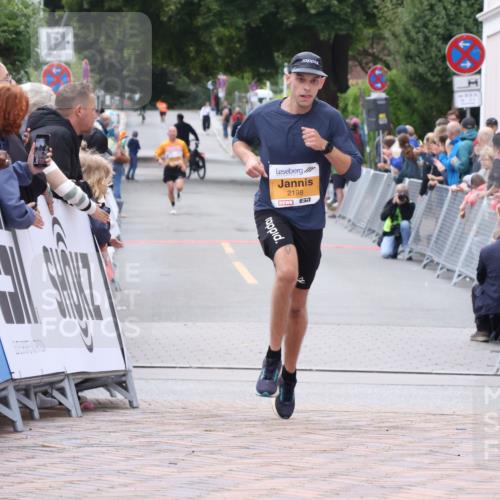 30.08.2026 - Blankeneser Heldenlauf Lena Gebhardt http://msf.ph/oto/10078115 30.08.2026 11:27:33 Ziel 2198 meine-sportfotos.de