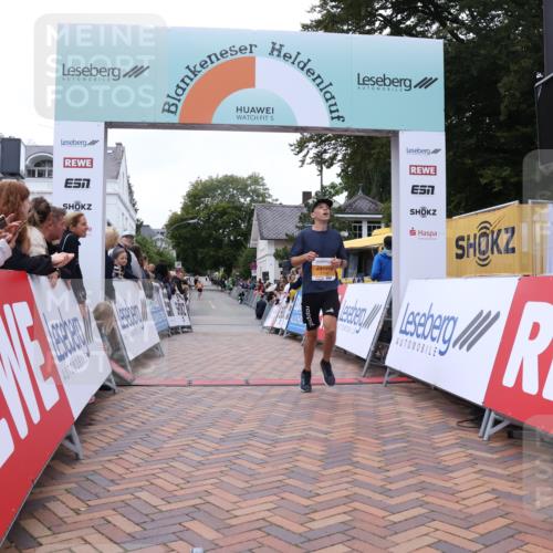 30.08.2026 - Blankeneser Heldenlauf Lena Gebhardt http://msf.ph/oto/10078117 30.08.2026 11:27:36 Ziel 2198 meine-sportfotos.de