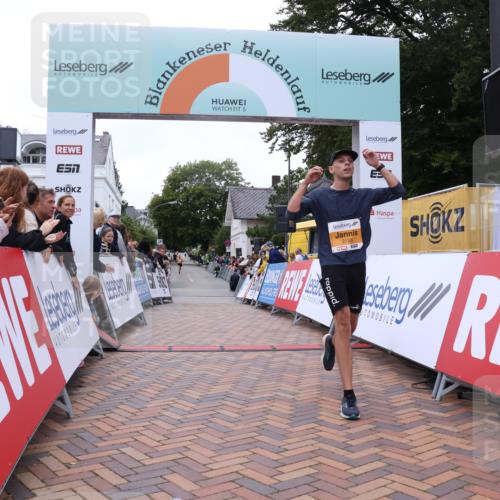 30.08.2026 - Blankeneser Heldenlauf Lena Gebhardt http://msf.ph/oto/10078118 30.08.2026 11:27:36 Ziel 2198 meine-sportfotos.de