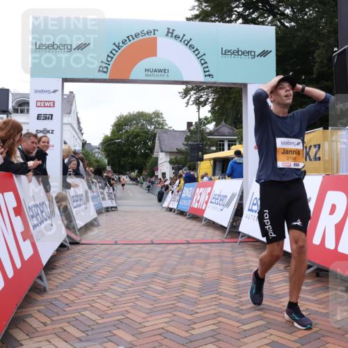 30.08.2026 - Blankeneser Heldenlauf Lena Gebhardt http://msf.ph/oto/10078119 30.08.2026 11:27:37 Ziel 2198 meine-sportfotos.de