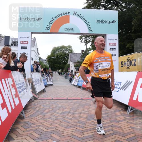 30.08.2026 - Blankeneser Heldenlauf Lena Gebhardt http://msf.ph/oto/10078128 30.08.2026 11:27:47 Ziel 2257 meine-sportfotos.de