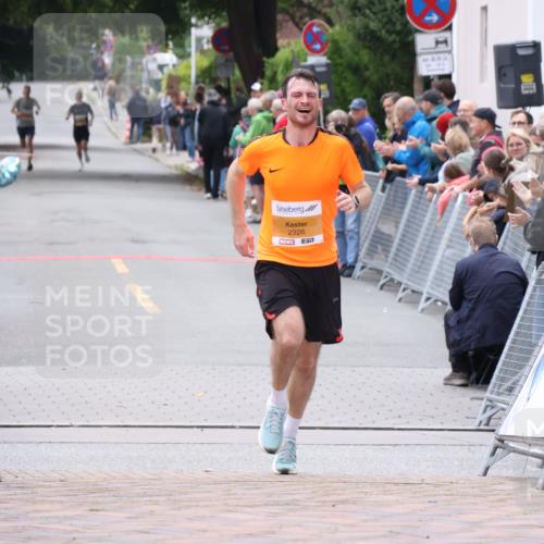 30.08.2026 - Blankeneser Heldenlauf Lena Gebhardt http://msf.ph/oto/10078129 30.08.2026 11:28:17 Ziel 2926 meine-sportfotos.de