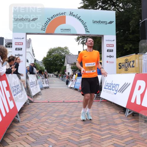 30.08.2026 - Blankeneser Heldenlauf Lena Gebhardt http://msf.ph/oto/10078133 30.08.2026 11:28:22 Ziel 2926 meine-sportfotos.de