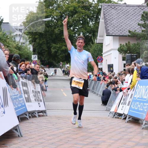 30.08.2026 - Blankeneser Heldenlauf Lena Gebhardt http://msf.ph/oto/10078158 30.08.2026 11:29:38 Ziel 2204 meine-sportfotos.de