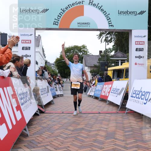 30.08.2026 - Blankeneser Heldenlauf Lena Gebhardt http://msf.ph/oto/10078161 30.08.2026 11:29:40 Ziel 2204 meine-sportfotos.de