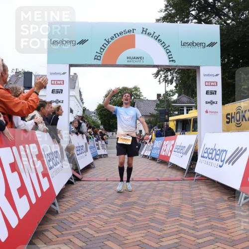 30.08.2026 - Blankeneser Heldenlauf Lena Gebhardt http://msf.ph/oto/10078162 30.08.2026 11:29:40 Ziel 2204 meine-sportfotos.de