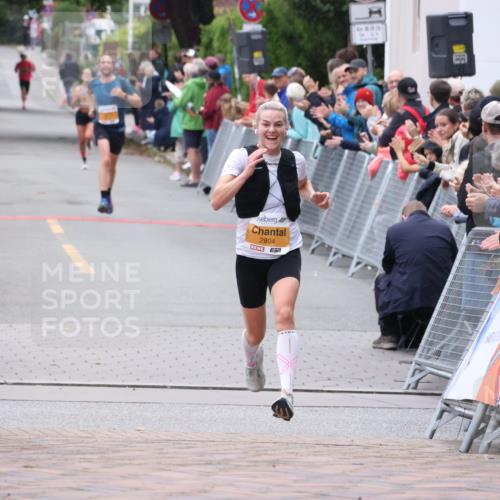30.08.2026 - Blankeneser Heldenlauf Lena Gebhardt http://msf.ph/oto/10078169 30.08.2026 11:30:03 Ziel 2804 meine-sportfotos.de