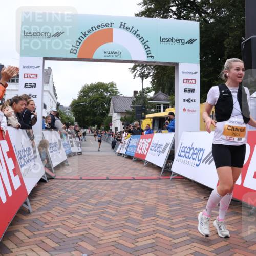 30.08.2026 - Blankeneser Heldenlauf Lena Gebhardt http://msf.ph/oto/10078175 30.08.2026 11:30:09 Ziel 2804 meine-sportfotos.de