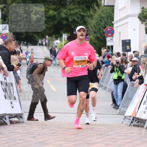 30.08.2026 - Blankeneser Heldenlauf Lena Gebhardt http://msf.ph/oto/10078190 30.08.2026 11:30:32 Ziel 2147, 2449 meine-sportfotos.de