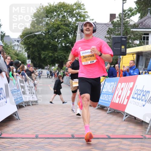 30.08.2026 - Blankeneser Heldenlauf Lena Gebhardt http://msf.ph/oto/10078192 30.08.2026 11:30:34 Ziel 2147, 2449 meine-sportfotos.de