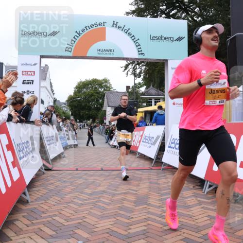 30.08.2026 - Blankeneser Heldenlauf Lena Gebhardt http://msf.ph/oto/10078195 30.08.2026 11:30:35 Ziel 2147, 2449 meine-sportfotos.de