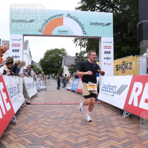 30.08.2026 - Blankeneser Heldenlauf Lena Gebhardt http://msf.ph/oto/10078196 30.08.2026 11:30:35 Ziel 2147, 2449 meine-sportfotos.de