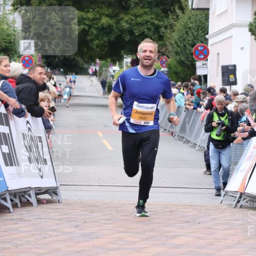30.08.2026 - Blankeneser Heldenlauf Lena Gebhardt http://msf.ph/oto/10078200 30.08.2026 11:30:48 Ziel 2692 meine-sportfotos.de